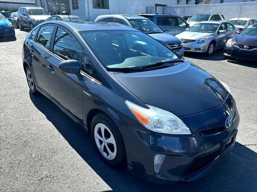 2014 Toyota Prius Three