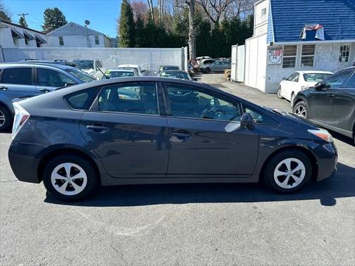 2014 Toyota Prius Three