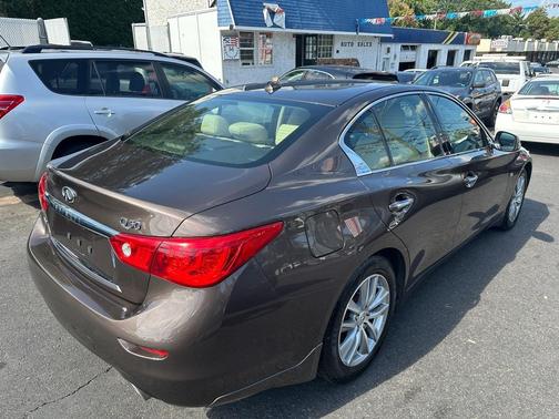 2014 INFINITI Q50 Premium