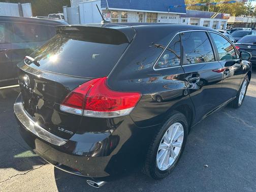 2012 Toyota Venza LE