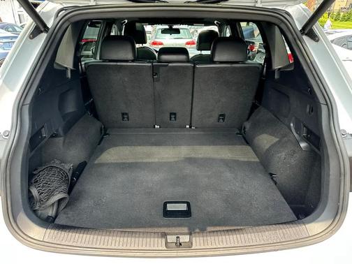 2019 Volkswagen Tiguan 2.0T SEL R-Line 4MOTION