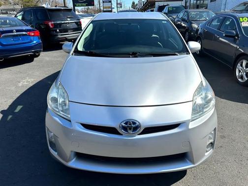2010 Toyota Prius III