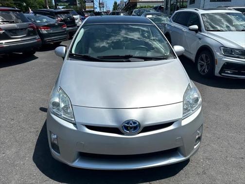 2010 Toyota Prius III