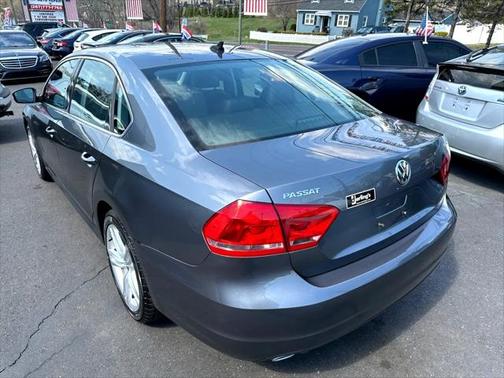 2014 Volkswagen Passat 2.0L TDI DSG SE w/Sunroof