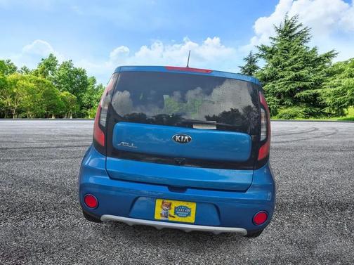 2017 Kia Soul +