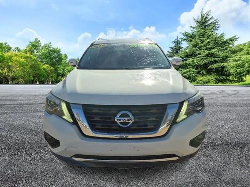 2019 Nissan Pathfinder SL