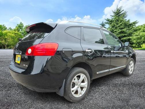 2011 Nissan Rogue SV