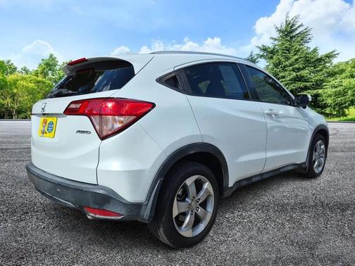 2017 Honda HR-V EX-L w/Navigation