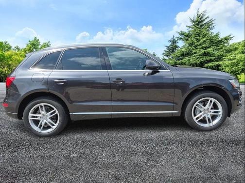 2016 Audi Q5 2.0T Premium Plus