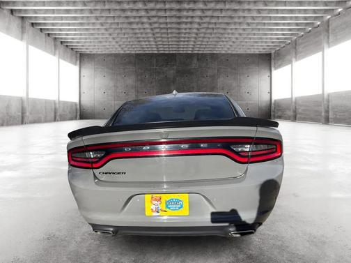 2017 Dodge Charger SXT