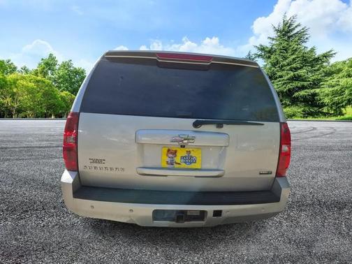 2011 Chevrolet Suburban 1500 LT