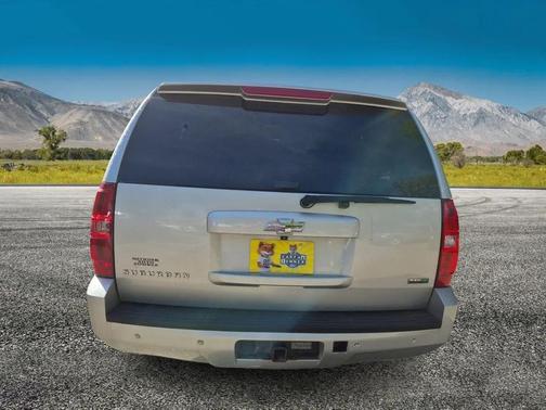 2011 Chevrolet Suburban 1500 LT