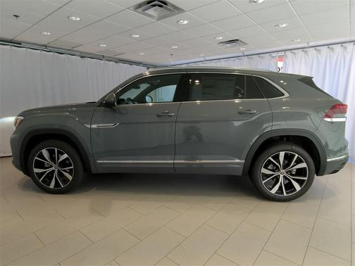 2025 Volkswagen Atlas Cross Sport 2.0T SEL Premium R-Line