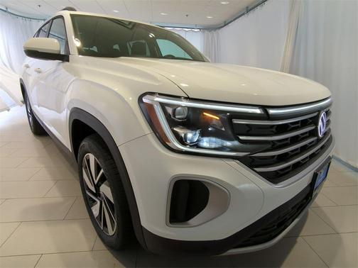 2025 Volkswagen Atlas 2.0T SE