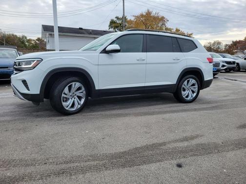 2023 Volkswagen Atlas 3.6L SE w/Technology