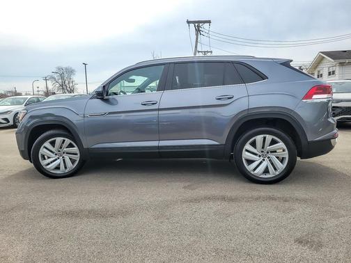 2020 Volkswagen Atlas Cross Sport 2.0T SE w/Technology