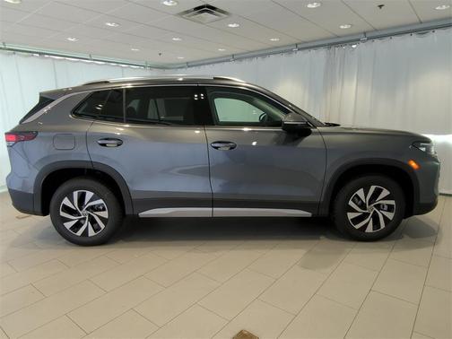2025 Volkswagen Tiguan 2.0T S