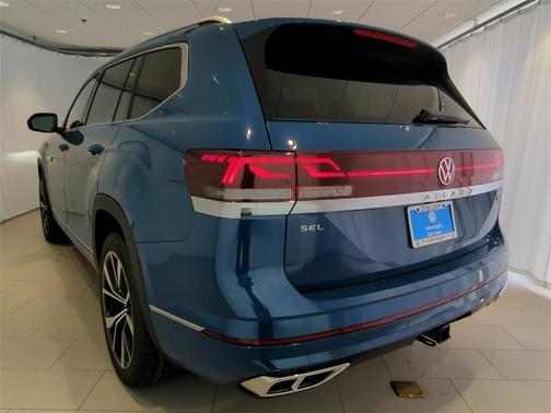 2025 Volkswagen Atlas 2.0T SEL Premium R-Line