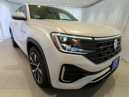 2025 Volkswagen Atlas Cross Sport 2.0T SEL Premium R-Line