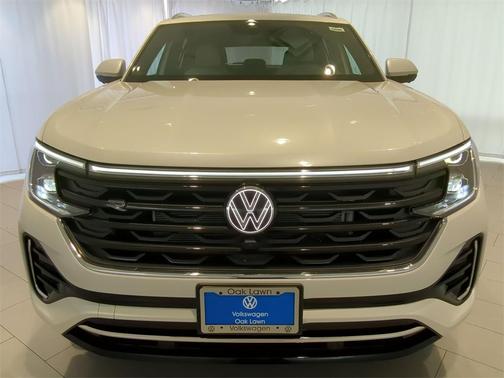 2025 Volkswagen Atlas Cross Sport 2.0T SEL Premium R-Line