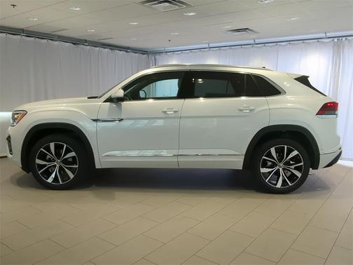 2025 Volkswagen Atlas Cross Sport 2.0T SEL Premium R-Line