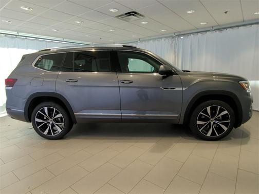 2025 Volkswagen Atlas 2.0T SEL Premium R-Line