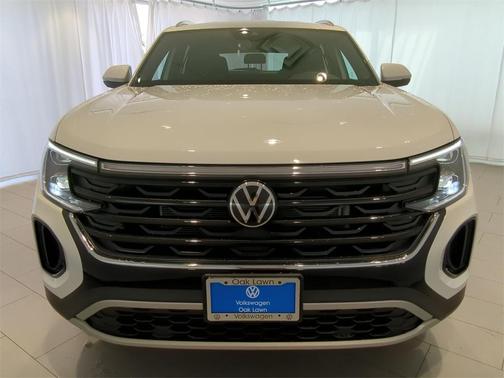 2025 Volkswagen Atlas Cross Sport 2.0T SE