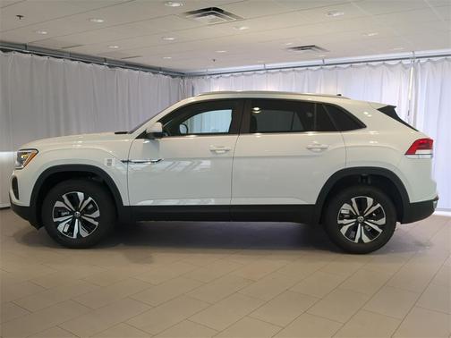 2025 Volkswagen Atlas Cross Sport 2.0T SE
