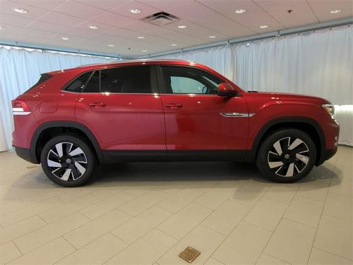 2025 Volkswagen Atlas Cross Sport 2.0T SE w/Technology