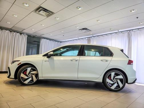 Opal White Pearl 2026 Volkswagen Golf GTI 2.0T S
