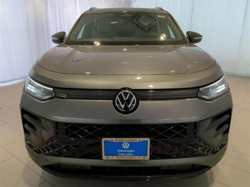 2025 Volkswagen Tiguan 2.0T SE R-Line Black