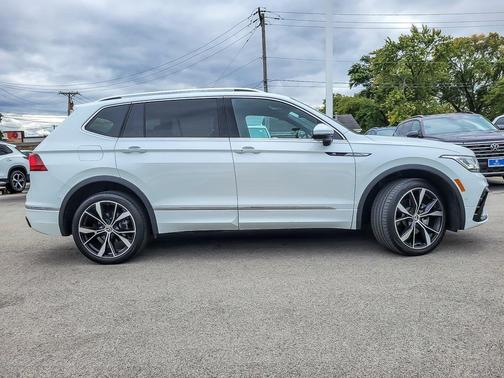 2023 Volkswagen Tiguan 2.0T SEL R-Line