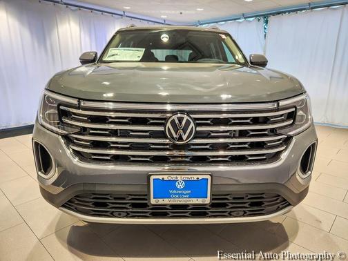 Pure Gray 2026 Volkswagen Atlas 2.0T SEL