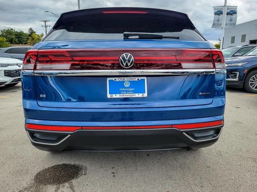 2025 Volkswagen Atlas Cross Sport 2.0T SE