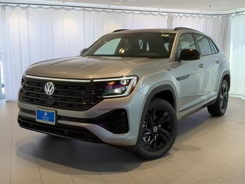 2025 Volkswagen Atlas Cross Sport 2.0T SEL R-Line Black