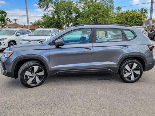 Platinum Gray Metallic 2025 Volkswagen Taos 1.5T S