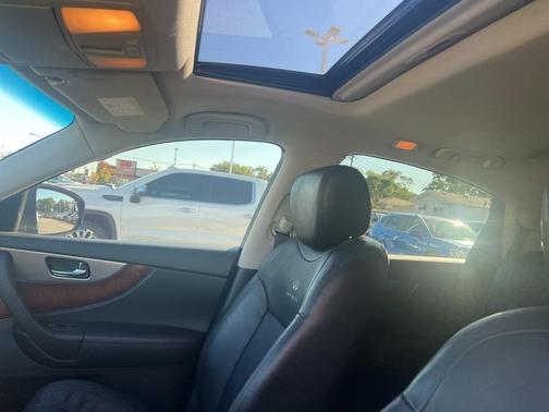 2012 INFINITI FX35 Base