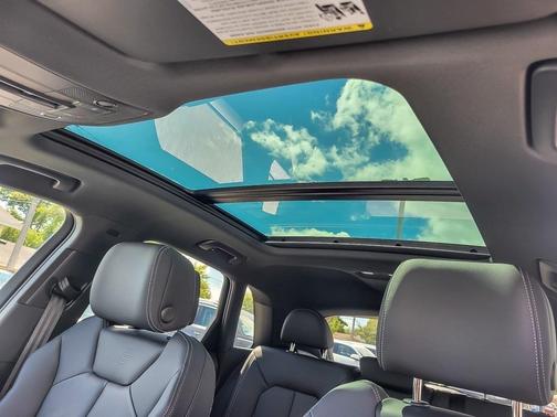 2022 Audi Q3 45 S line Premium