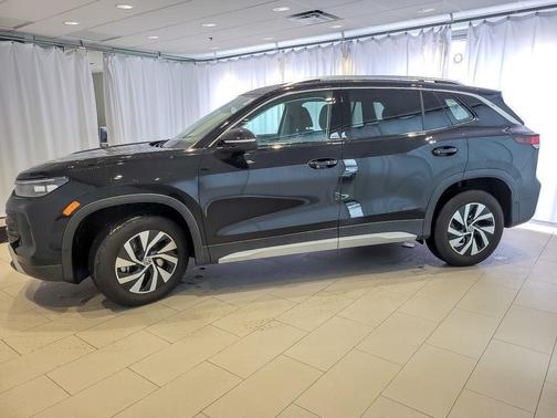 2025 Volkswagen Tiguan 2.0T S