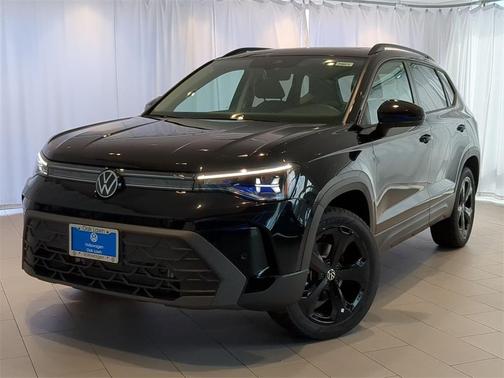 2025 Volkswagen Taos 1.5T SE Black