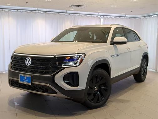 2025 Volkswagen Atlas Cross Sport 2.0T SE w/Technology