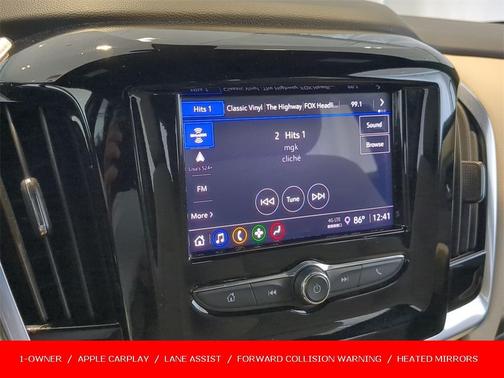 2022 Chevrolet Traverse LS