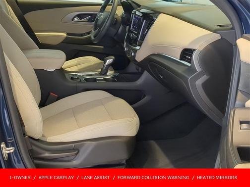 2022 Chevrolet Traverse LS