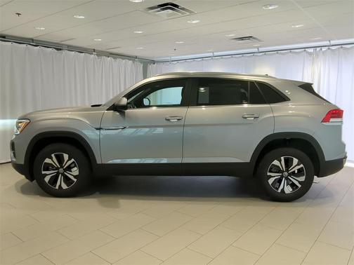 2025 Volkswagen Atlas Cross Sport 2.0T SE