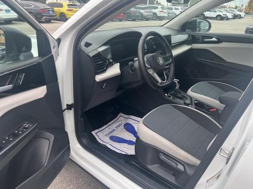 2025 Volkswagen Taos 1.5T S
