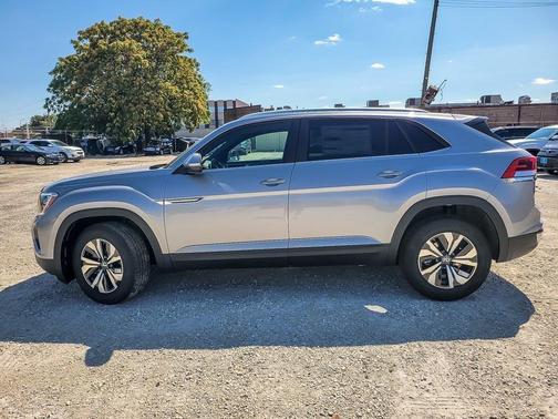 2026 Volkswagen Atlas Cross Sport 2.0T SE