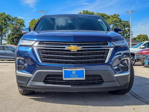 2022 Chevrolet Traverse LT Cloth