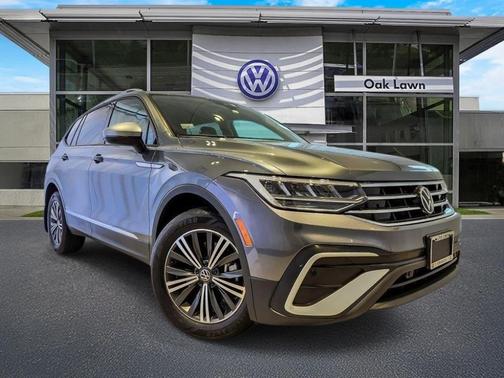 Platinum Gray Metallic 2024 Volkswagen Tiguan 2.0T Wolfsburg Edition