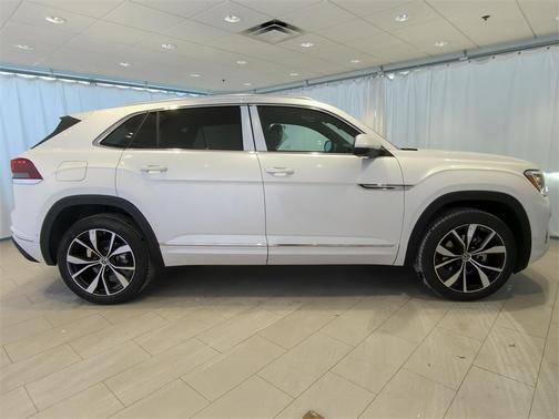 2025 Volkswagen Atlas Cross Sport 2.0T SEL Premium R-Line