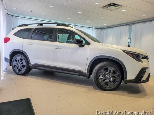 Crystal White Pearl 2025 Subaru Ascent Onyx Edition